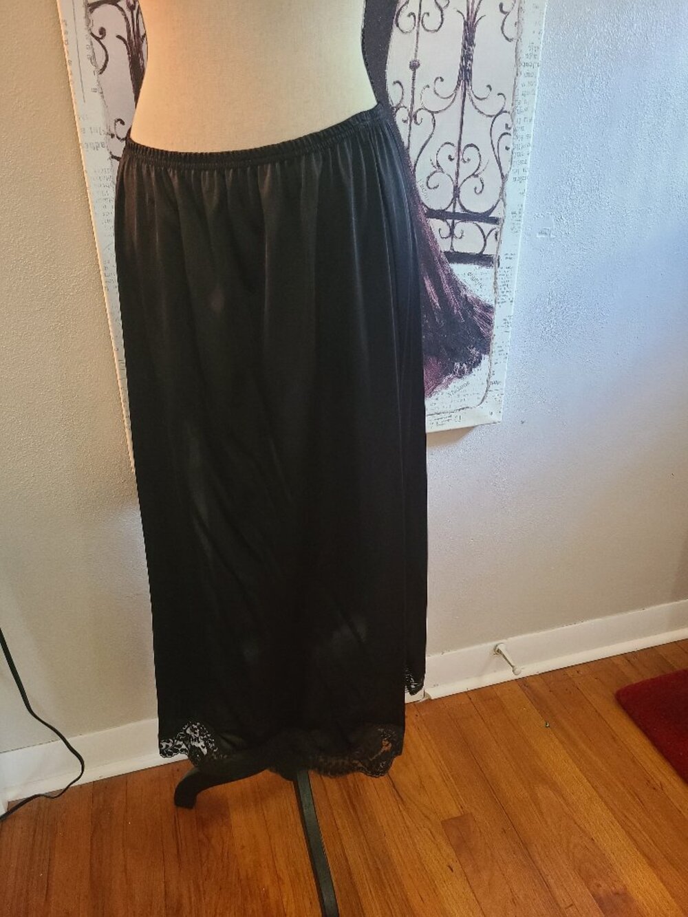 VTG JC Penney Black Lace Trim Nylon Maxi Half Slip Skirt Sz L USA Made 16345
